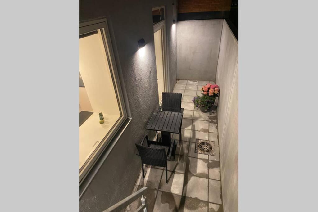 Central Kaelder Lejlighed Apartment Give Екстериор снимка